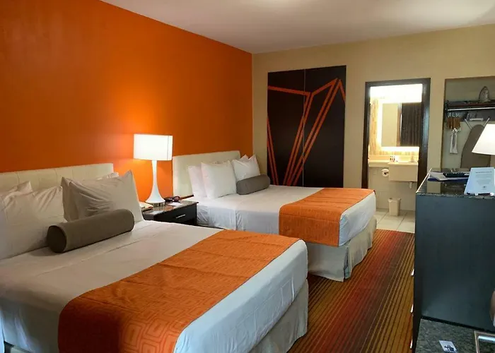 Howard Johnson By Wyndham North Bergen