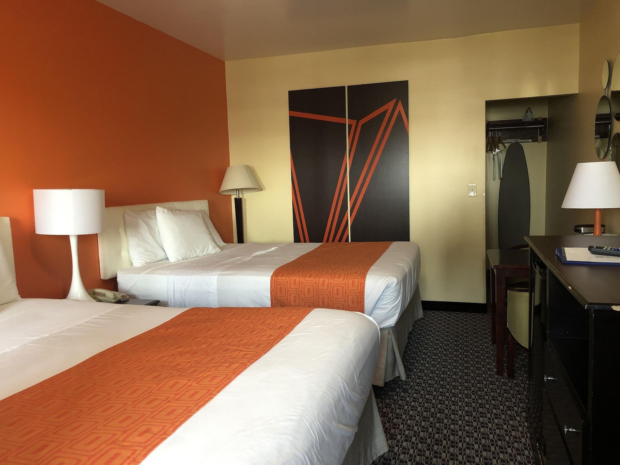 Howard Johnson By Wyndham Hotel North Bergen